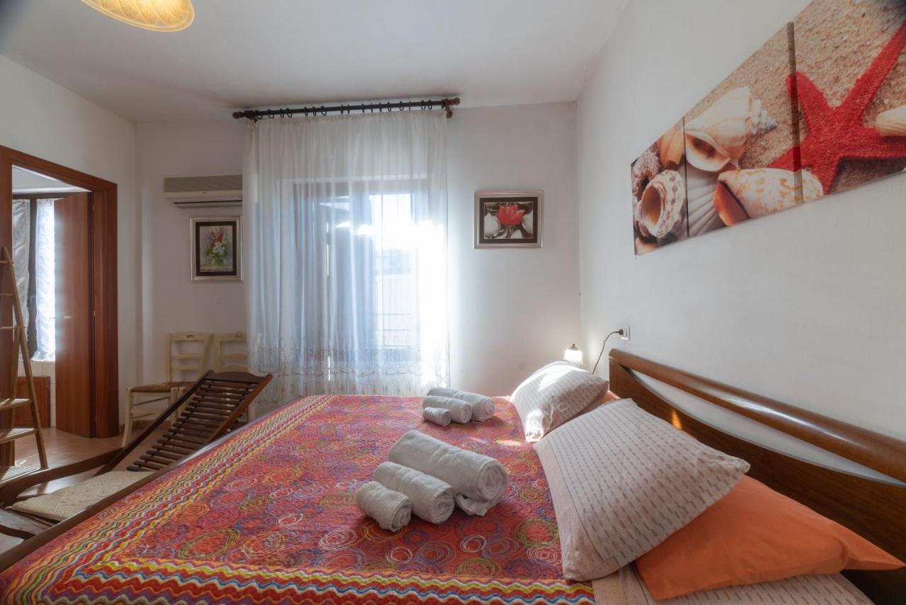 Bed And Breakfast Le Petunie バリ・サルド エクステリア 写真