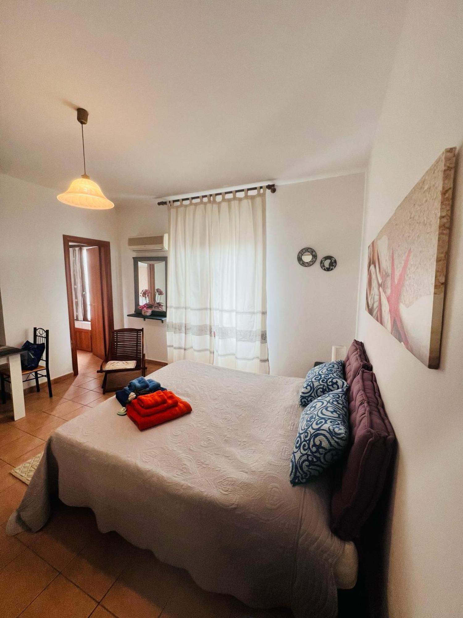 Bed And Breakfast Le Petunie バリ・サルド エクステリア 写真