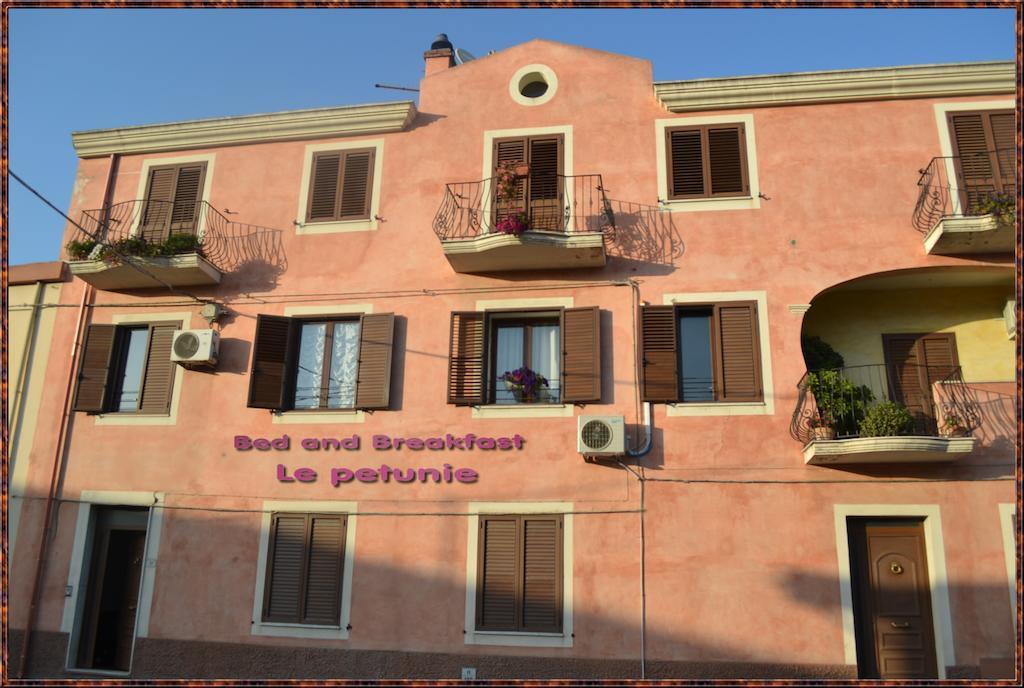 Bed And Breakfast Le Petunie バリ・サルド エクステリア 写真